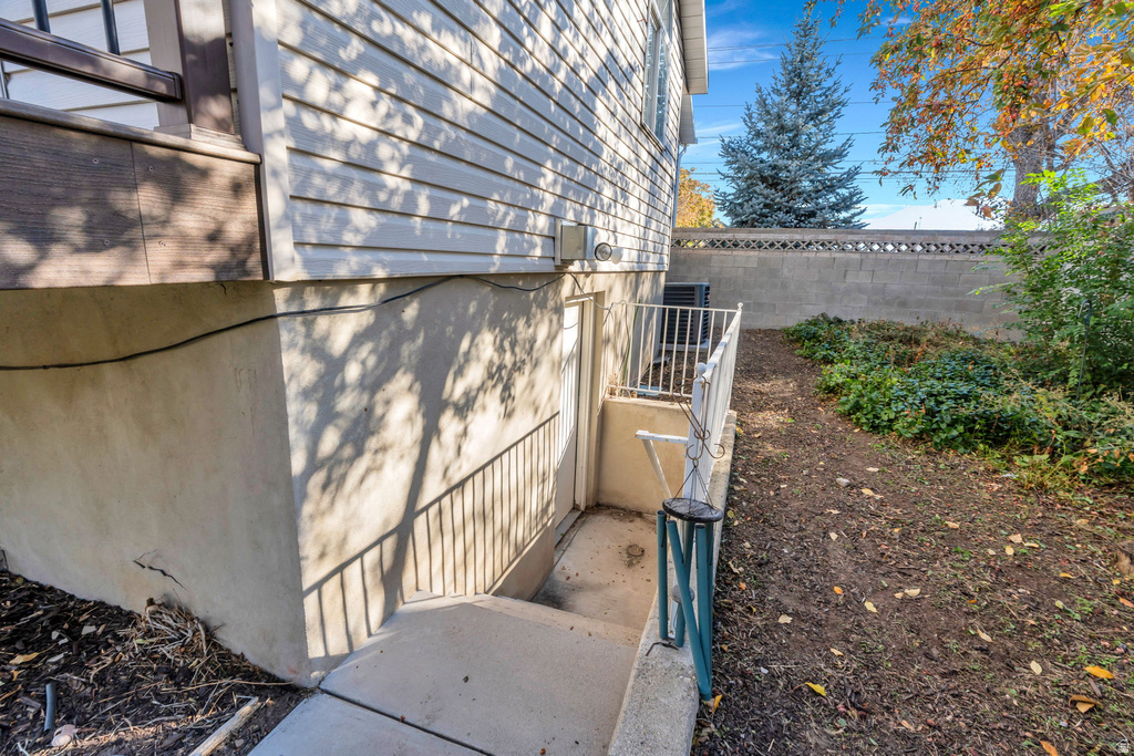 6072 S 700 W Murray, UT 84123