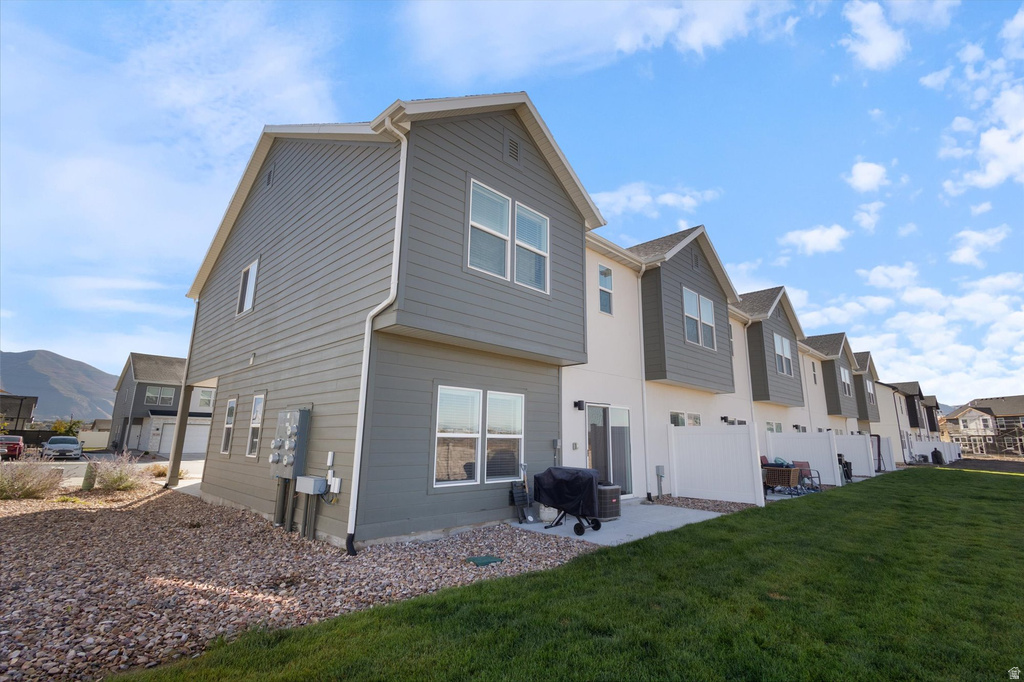 1641 N 840 W Salem, UT 84653