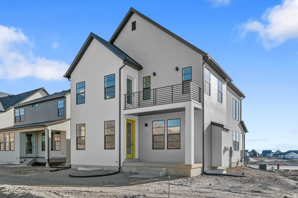 5056 W GREEN ASH LN Highland, UT 84003