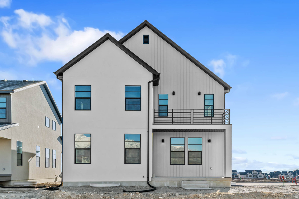 5056 W GREEN ASH LN Highland, UT 84003