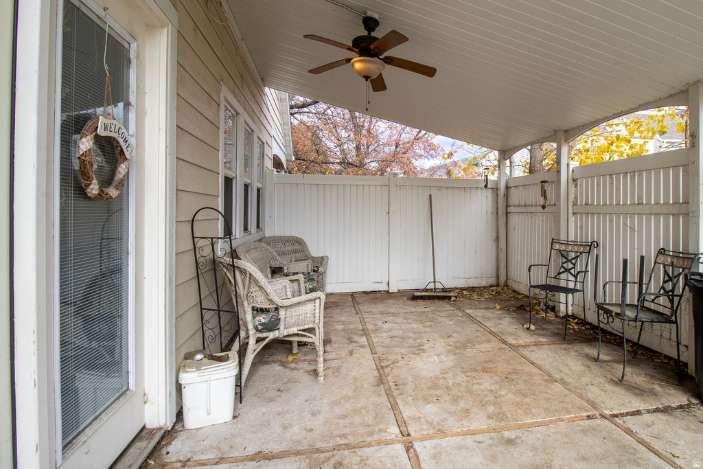 261 W PARK LN Centerville, UT 84014