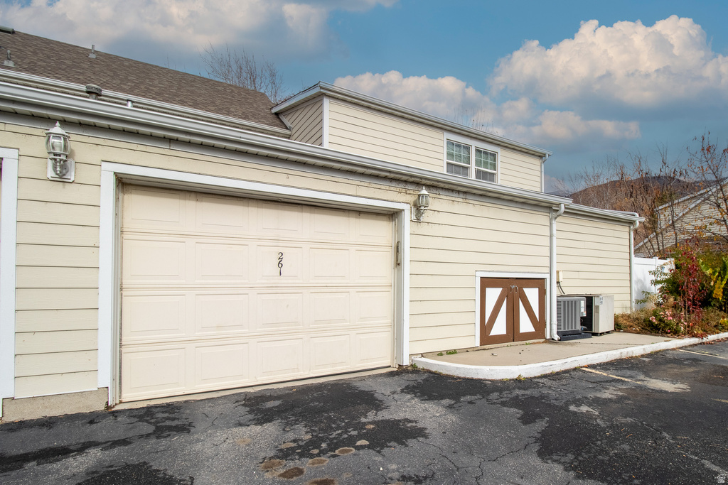 261 W PARK LN Centerville, UT 84014