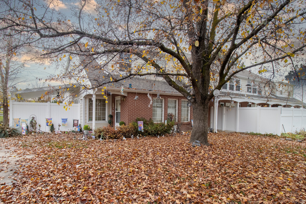 261 W PARK LN Centerville, UT 84014