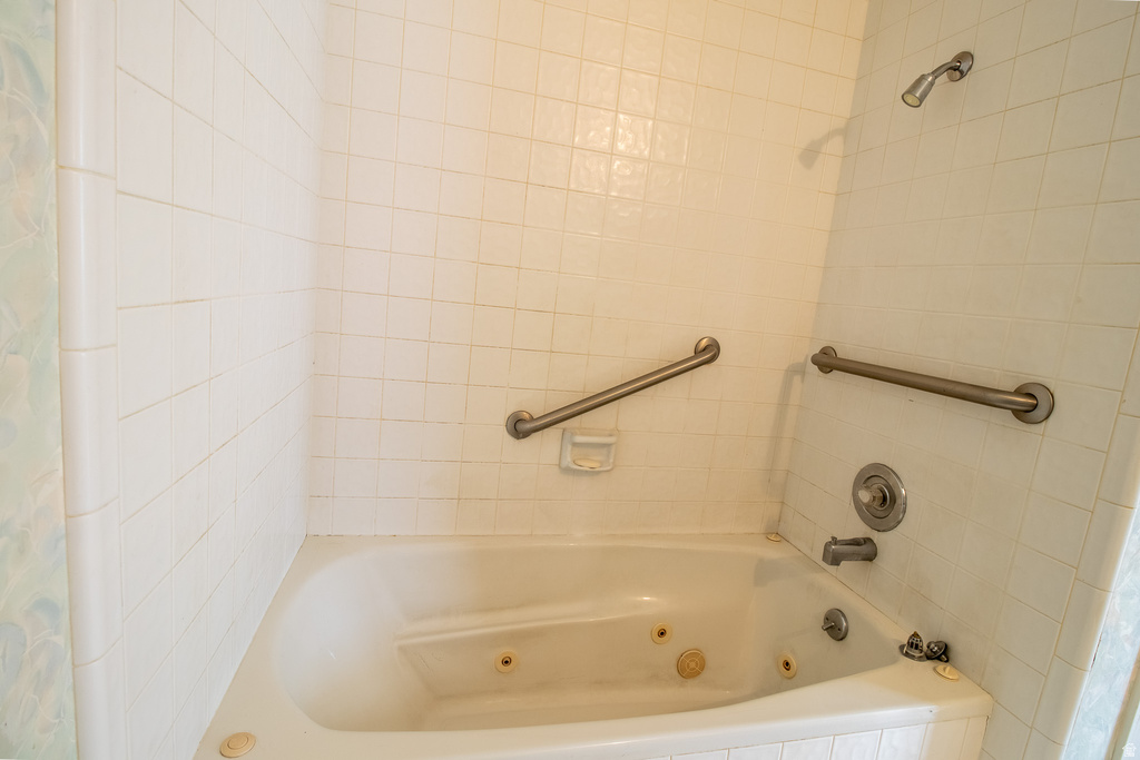 261 W PARK LN Centerville, UT 84014