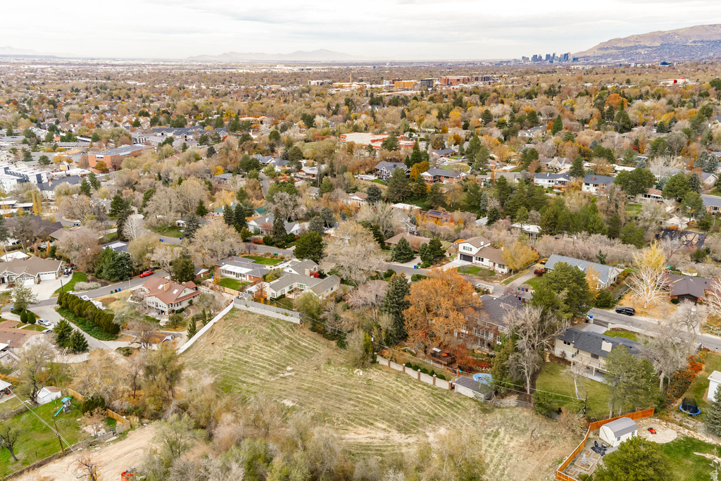 1763 E HONEY HOLLOW LN Millcreek, UT 84106