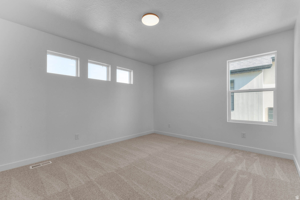 5034 W GREEN ASH LN Highland, UT 84003