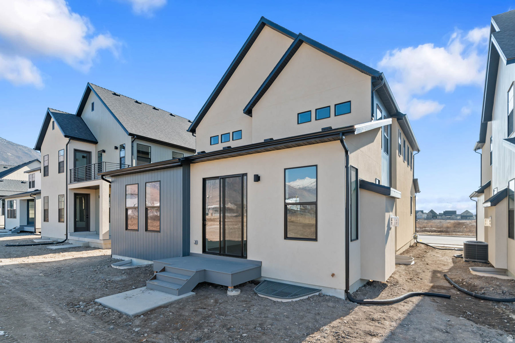 5034 W GREEN ASH LN Highland, UT 84003