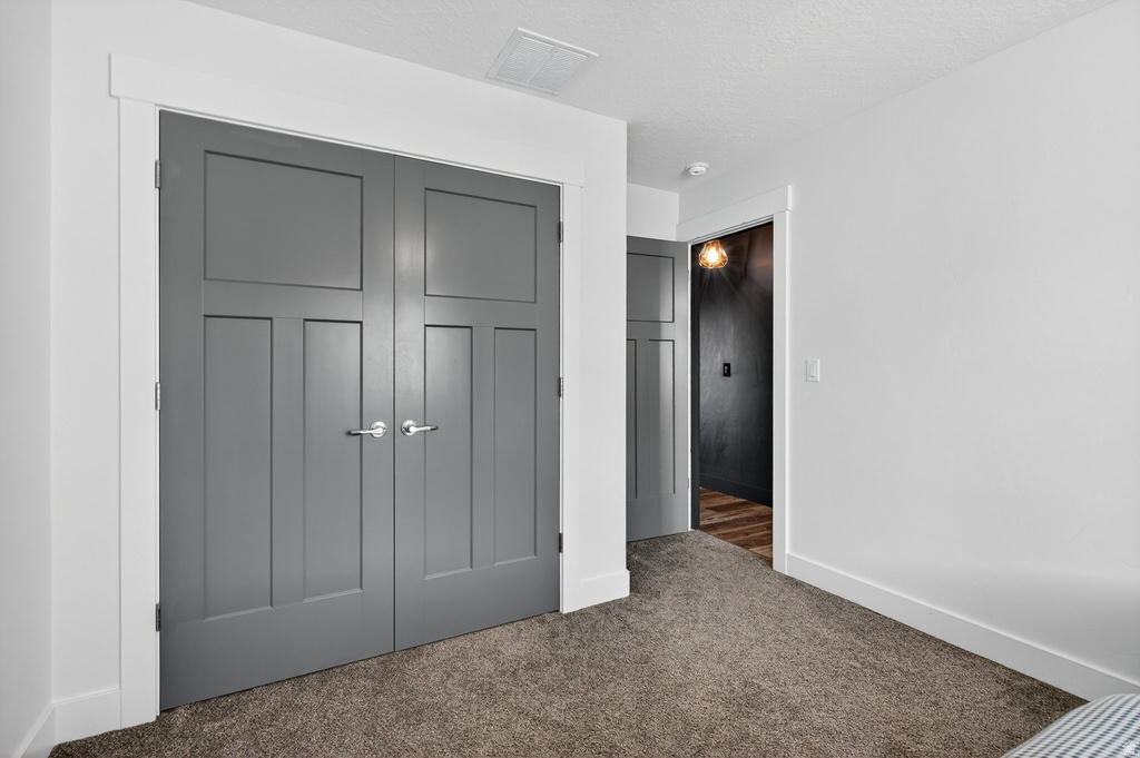 247 S DROUBAY RD Tooele, UT 84074