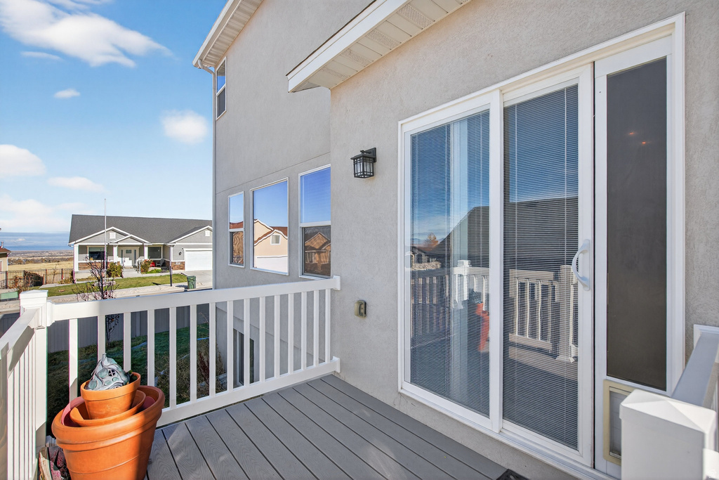 247 S DROUBAY RD Tooele, UT 84074