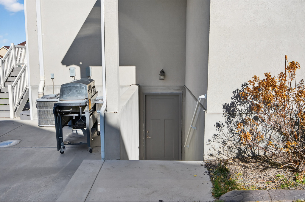 247 S DROUBAY RD Tooele, UT 84074