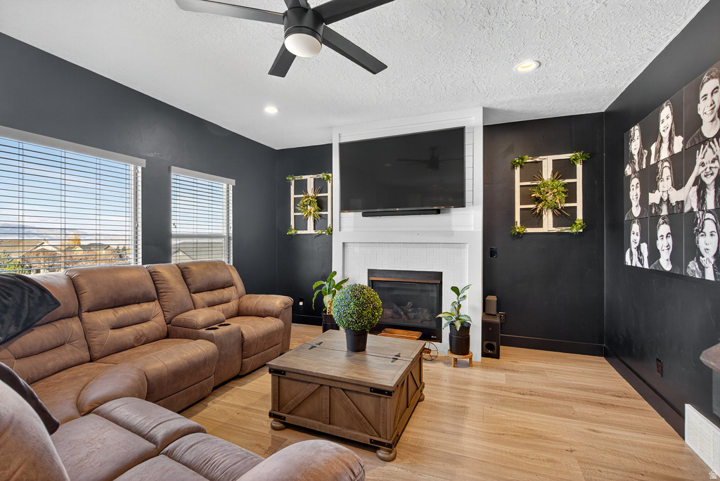 247 S DROUBAY RD Tooele, UT 84074