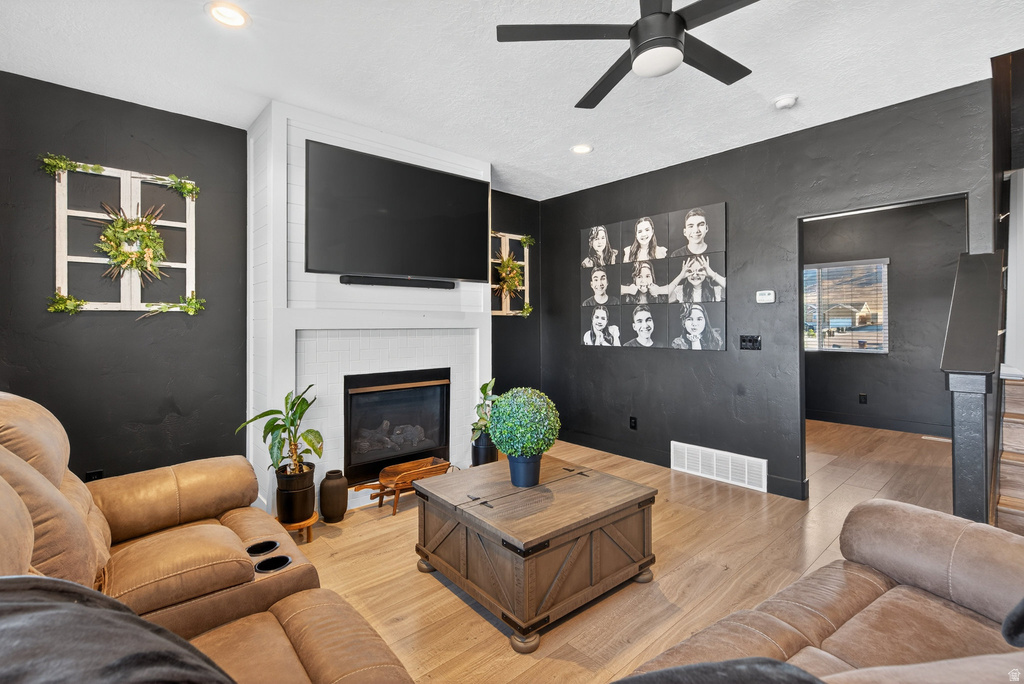 247 S DROUBAY RD Tooele, UT 84074