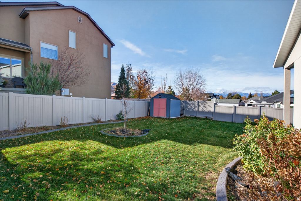 247 S DROUBAY RD Tooele, UT 84074