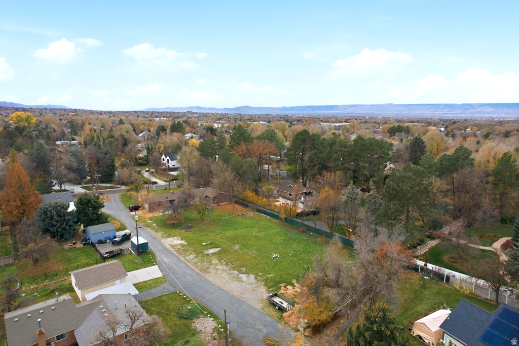 2209 E FARDOWN AVE Holladay, UT 84121