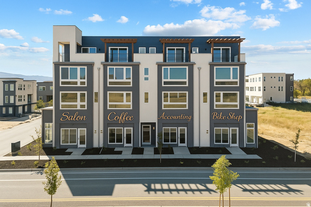 1493 W Burke Ln #101