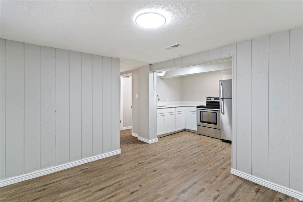 325 E CHIMES VIEW DR. Ogden, UT 84405