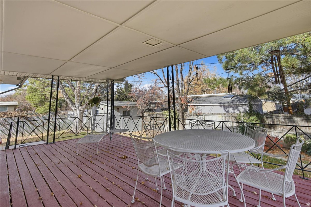 1583 MEADOWMOOR RD Holladay, UT 84117