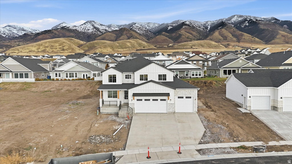 128 N 900 E Hyde Park, UT 84318