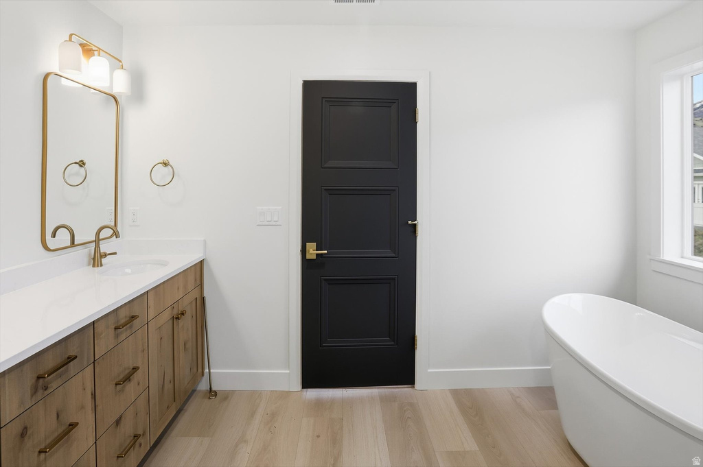 128 N 900 E Hyde Park, UT 84318