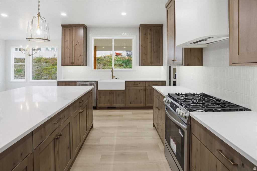 128 N 900 E Hyde Park, UT 84318