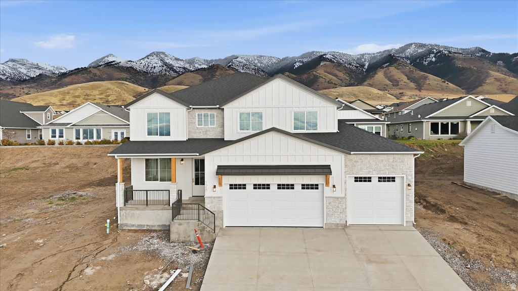 128 N 900 E Hyde Park, UT 84318