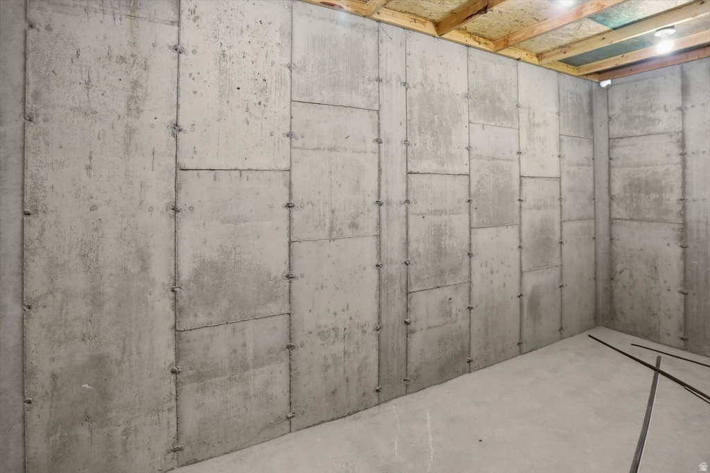 128 N 900 E Hyde Park, UT 84318