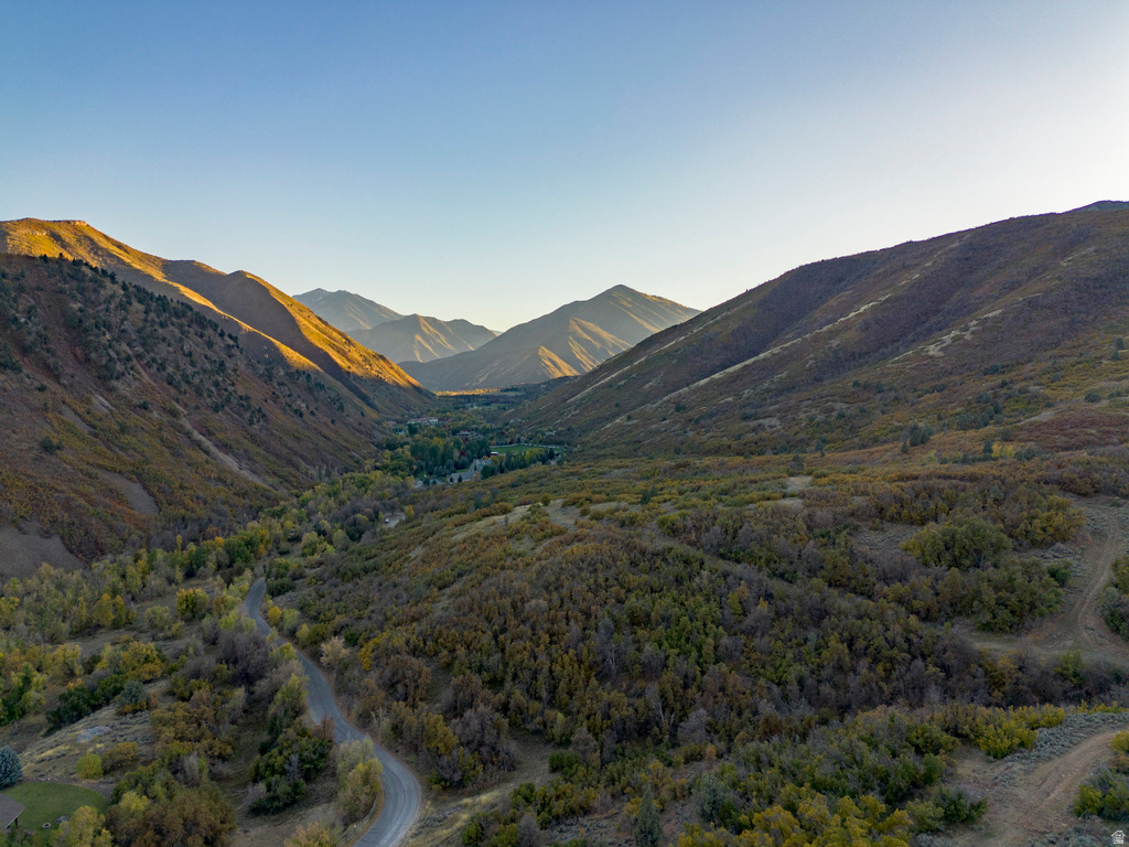 151 S MEADOW DR Springville, UT 84663