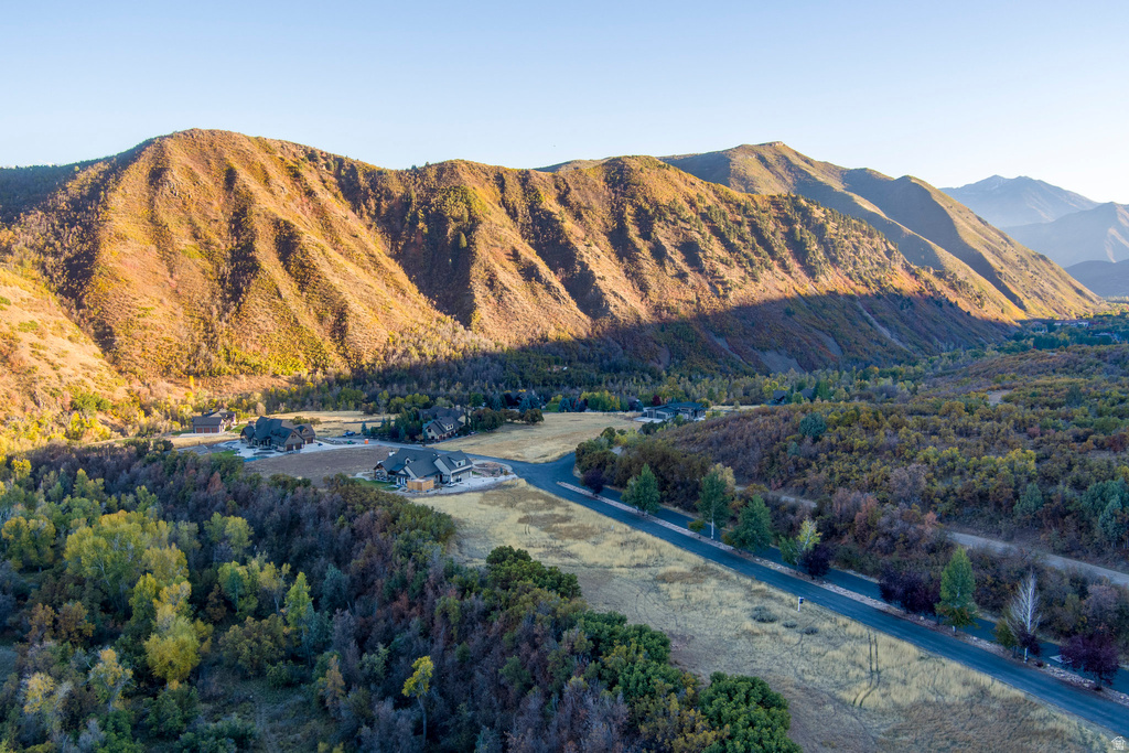 151 S MEADOW DR Springville, UT 84663