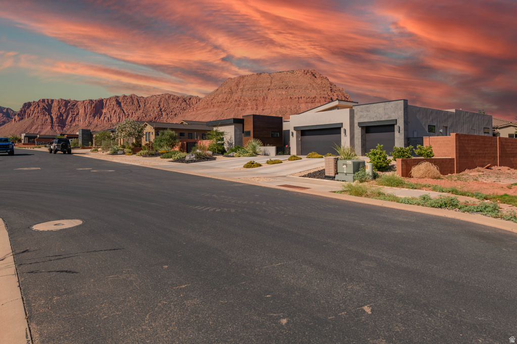 108 N ARROWHEAD LN Ivins, UT 84738