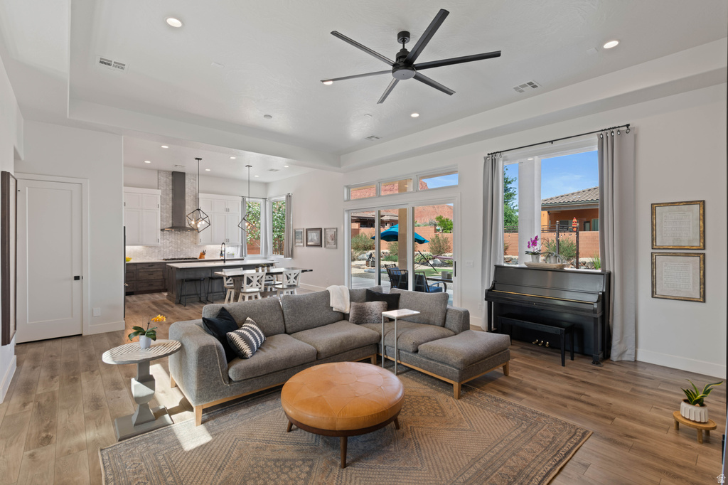 108 N ARROWHEAD LN Ivins, UT 84738