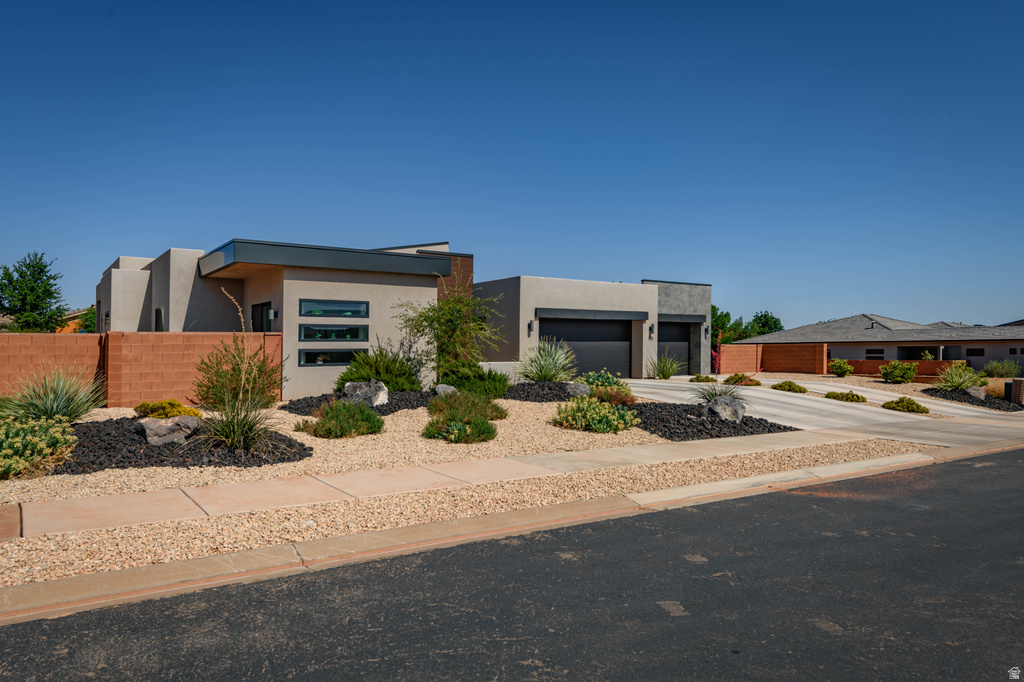 108 N ARROWHEAD LN Ivins, UT 84738