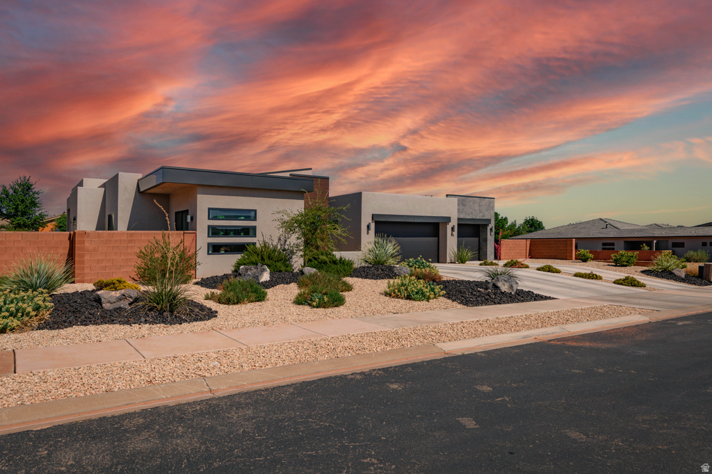 108 N ARROWHEAD LN Ivins, UT 84738