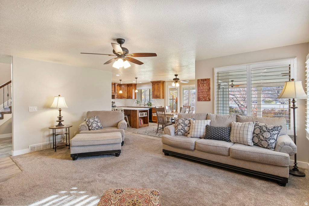 10177 S STATESMAN PL South Jordan, UT 84095