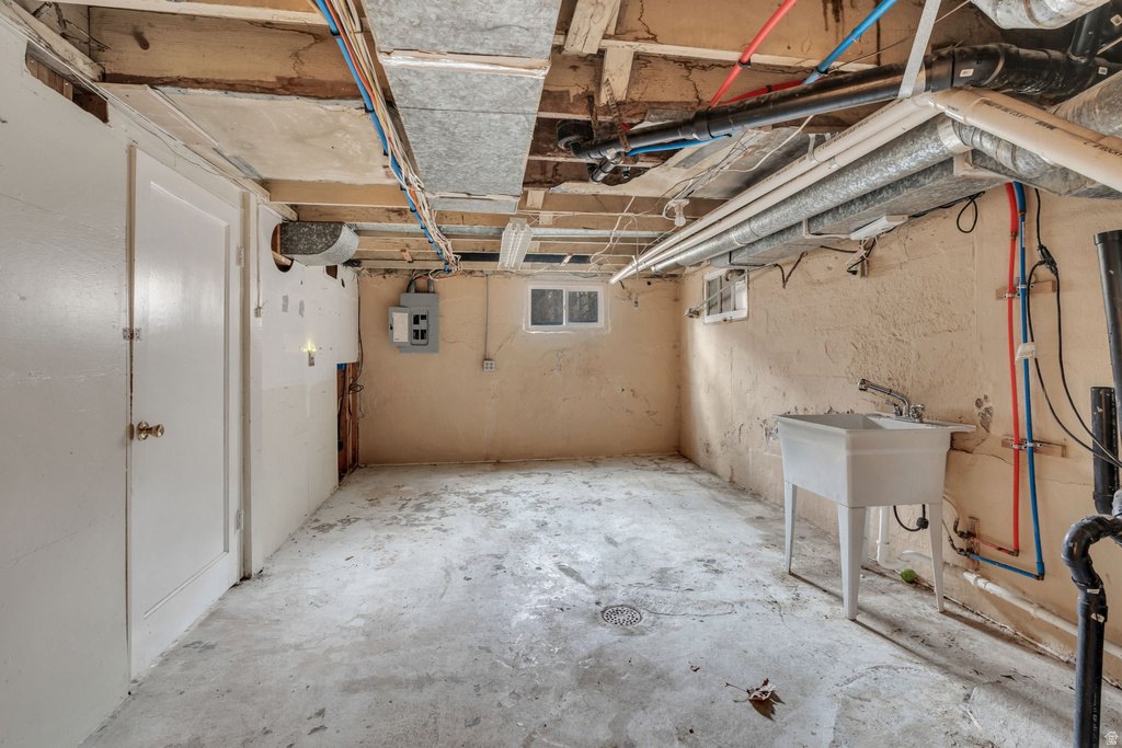 1260 28TH ST Ogden, UT 84403