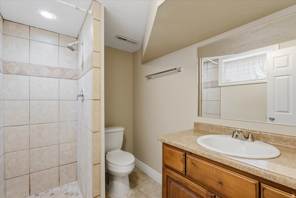 1096 N 300 W Layton, UT 84041