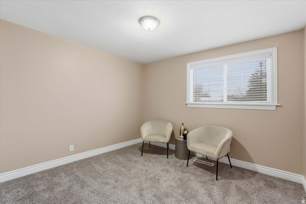 1096 N 300 W Layton, UT 84041