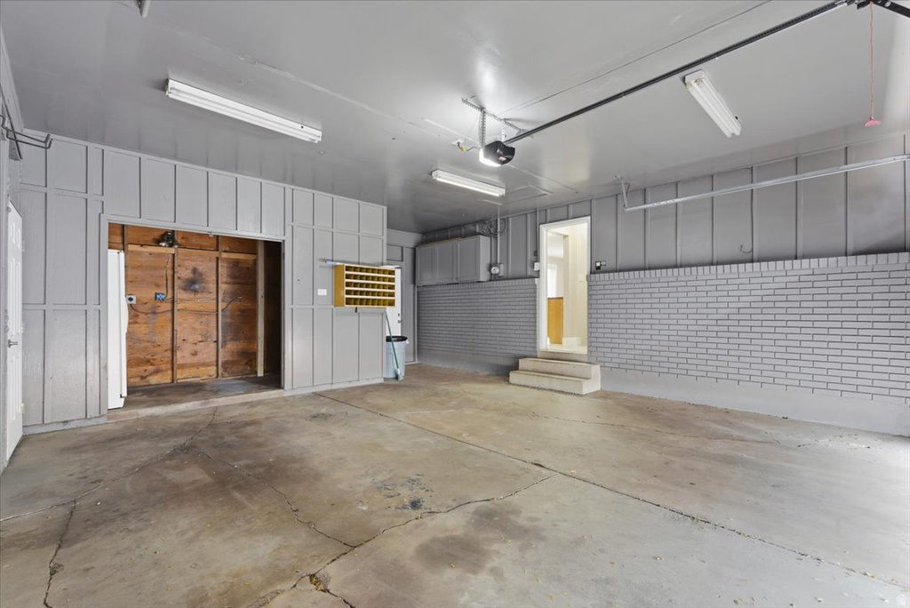 1096 N 300 W Layton, UT 84041