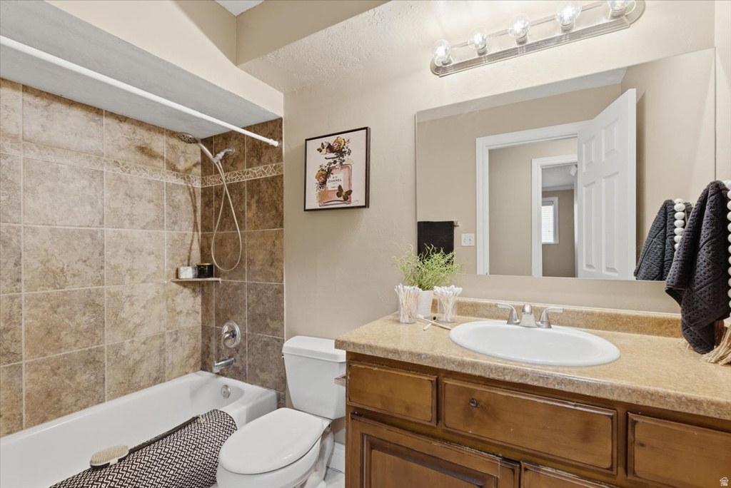 1096 N 300 W Layton, UT 84041