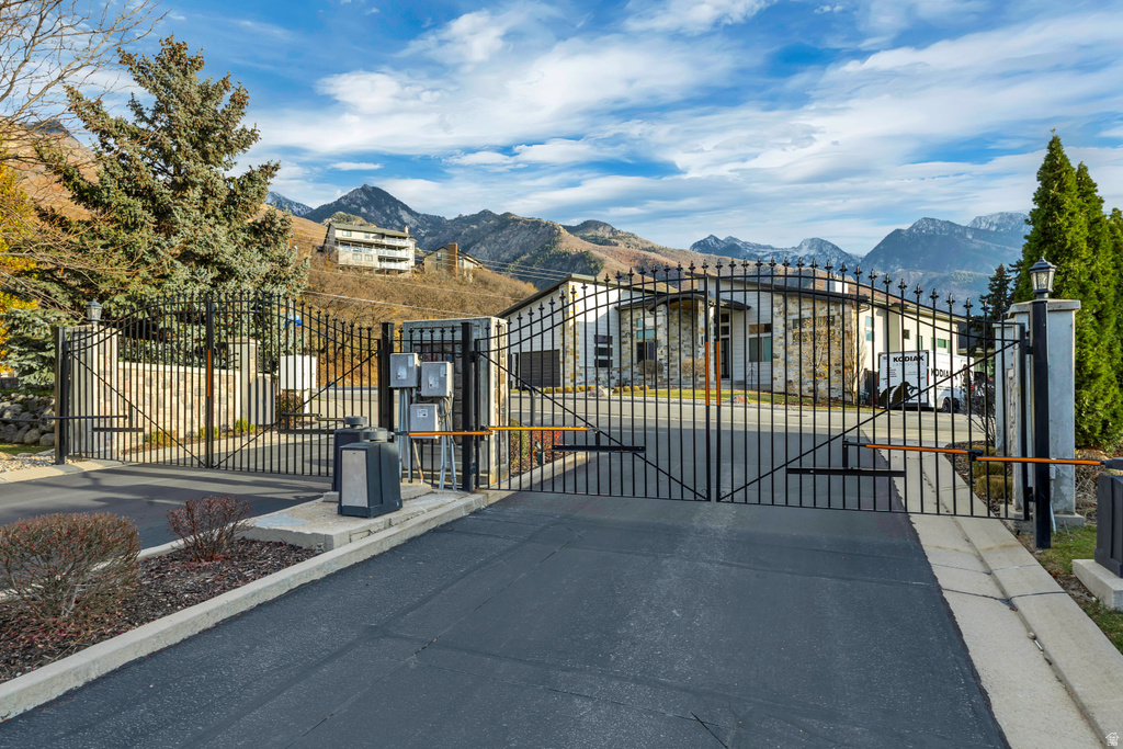 3261 E LANTERN HILL CT Cottonwood Heights, UT 84093