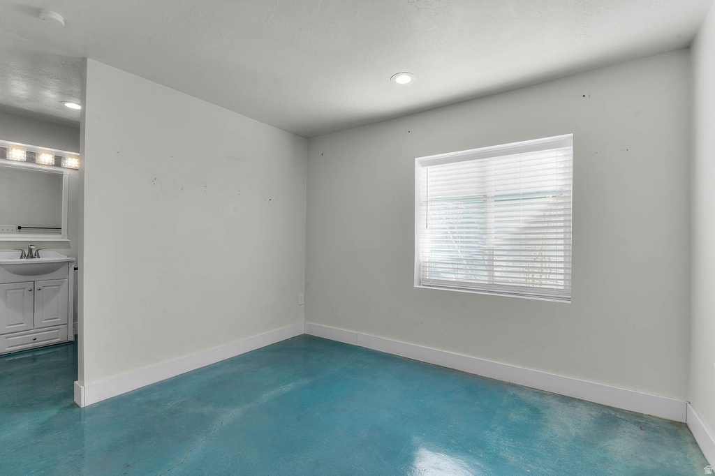 9745 N BRIDGE ST Eagle Mountain, UT 84005