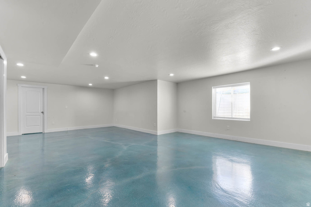 9745 N BRIDGE ST Eagle Mountain, UT 84005