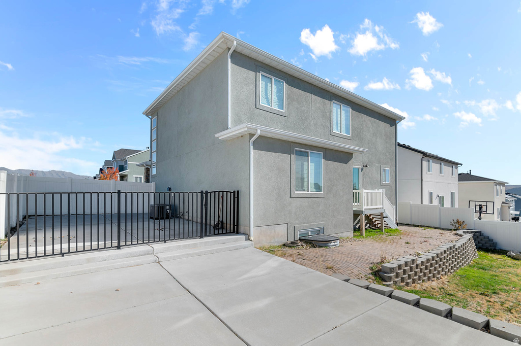 9745 N BRIDGE ST Eagle Mountain, UT 84005