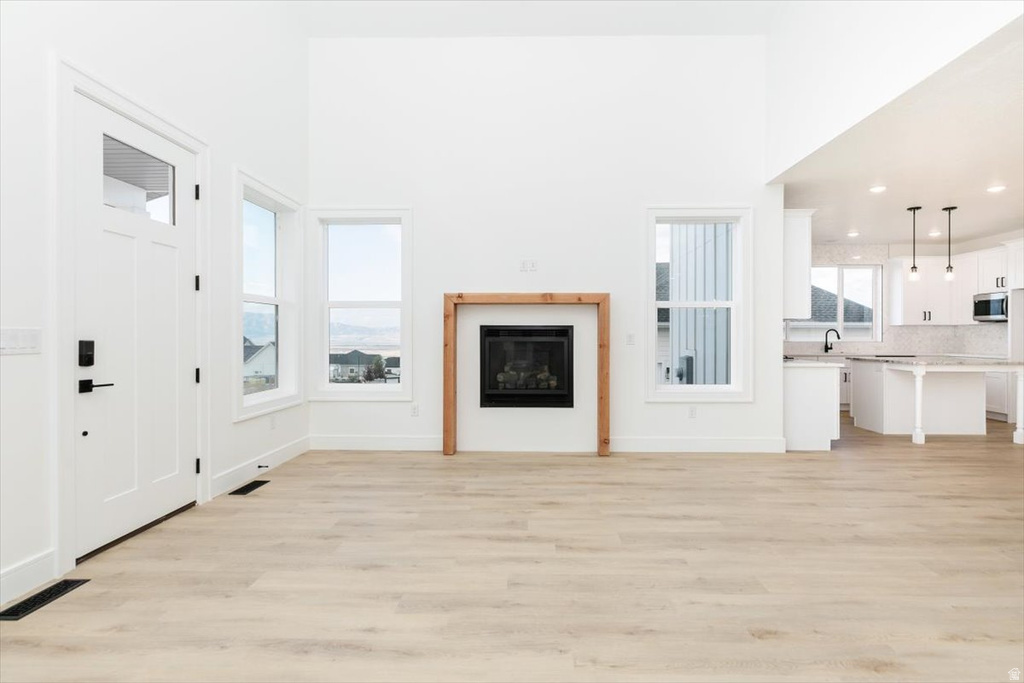 1153 E 160 N Hyde Park, UT 84318