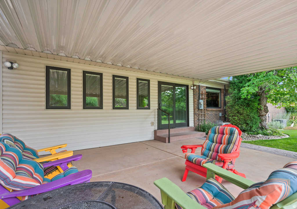 3385 W MEADOWBROOK DR West Valley City, UT 84119