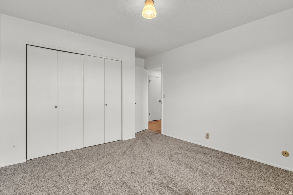 3385 W MEADOWBROOK DR West Valley City, UT 84119