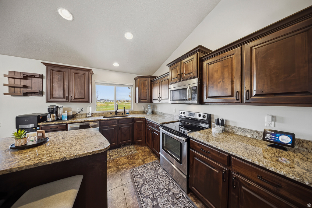 3478 W BROOKSHIRE DR Syracuse, UT 84075