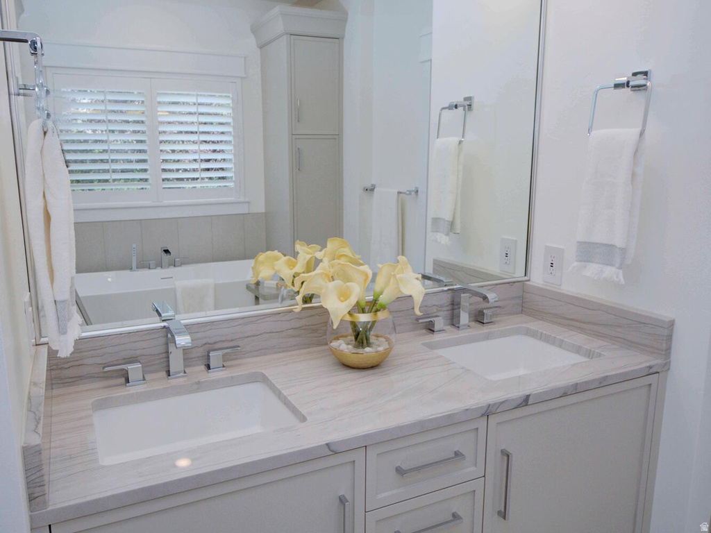 4478 W MANDY LEE CV Riverton, UT 84065