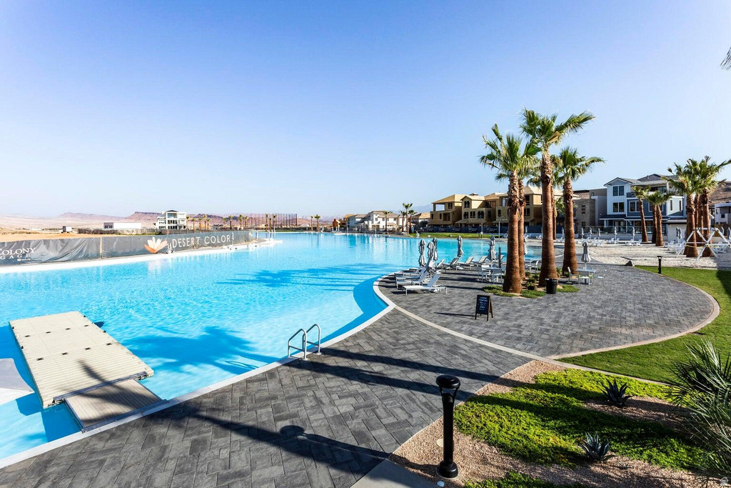 5599 S CARNELIAN PKWY #207 St George, UT 84790