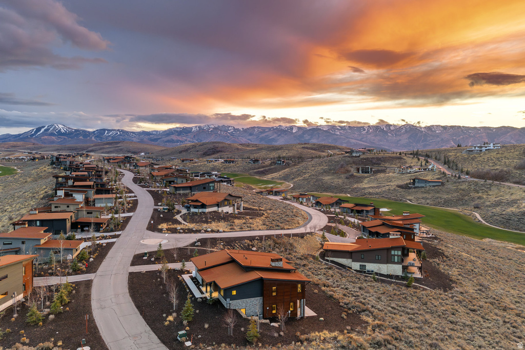 7043 GOLDEN BEAR LOOP Park City, UT 84098