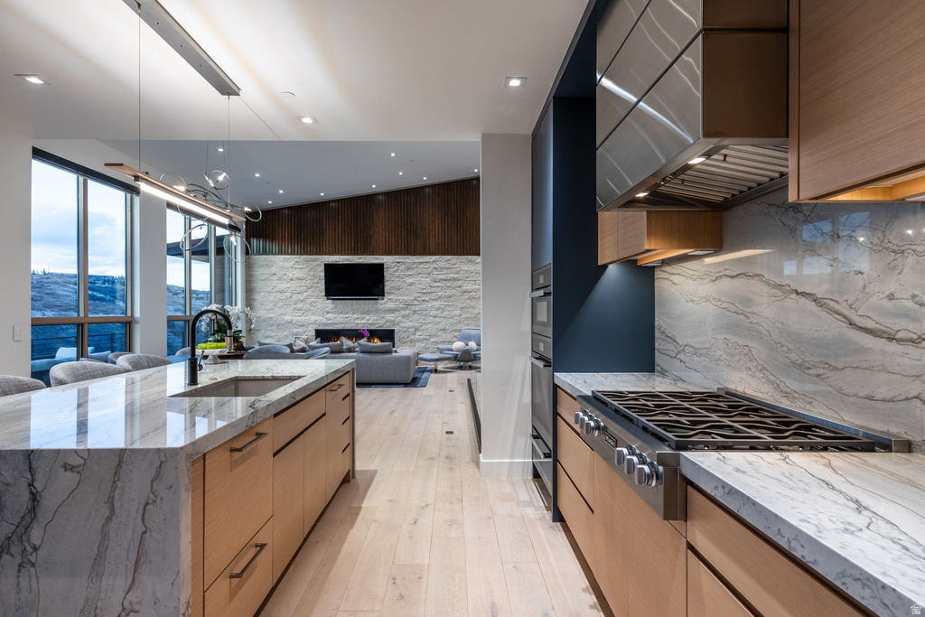 7043 GOLDEN BEAR LOOP Park City, UT 84098